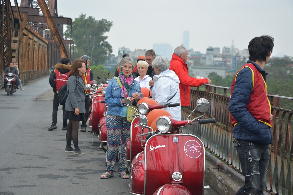 Asia Vespa Tours Hanoi – Hanoi Vespa Tours – Hanoi Jeep Tours – Hanoi Motorbike Tours