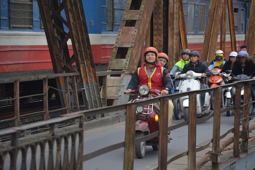 Asia Vespa Tours Hanoi – Hanoi Vespa Tours – Hanoi Jeep Tours – Hanoi Motorbike Tours