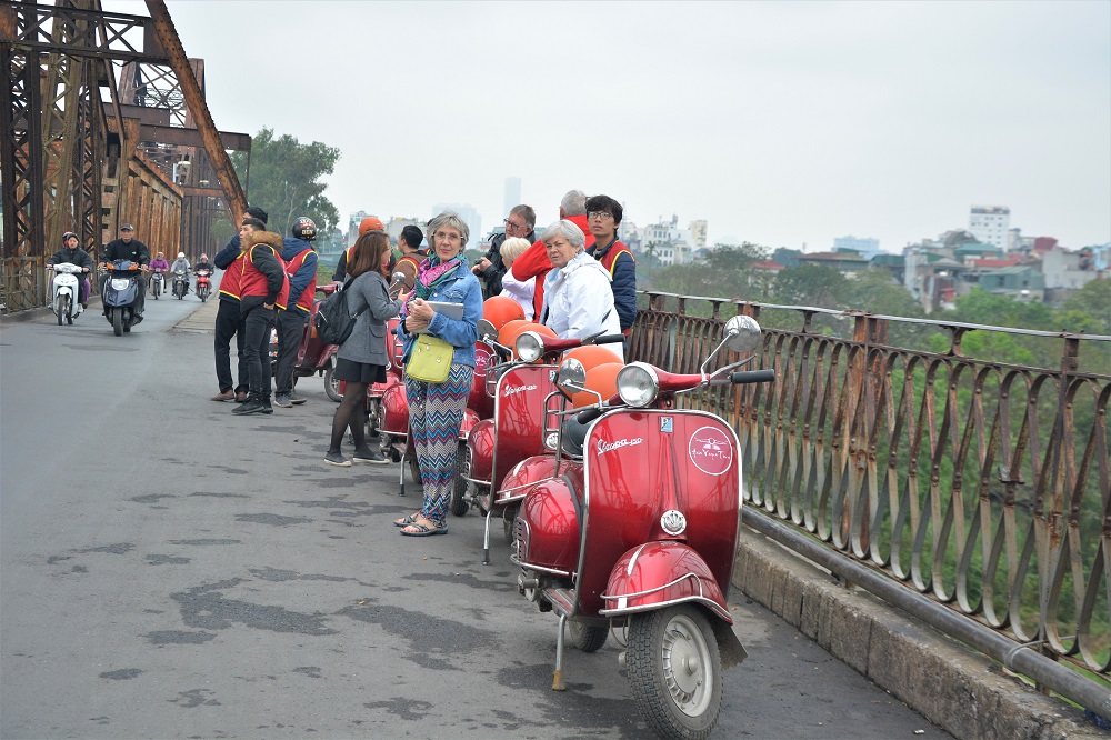 Asia Vespa Tours Hanoi – Hanoi Vespa Tours – Hanoi Jeep Tours – Hanoi Motorbike Tours