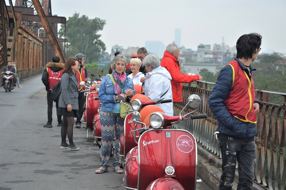 Asia Vespa Tours Hanoi – Hanoi Vespa Tours – Hanoi Jeep Tours – Hanoi Motorbike Tours