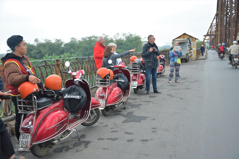 Asia Vespa Tours Hanoi – Hanoi Vespa Tours – Hanoi Jeep Tours – Hanoi Motorbike Tours