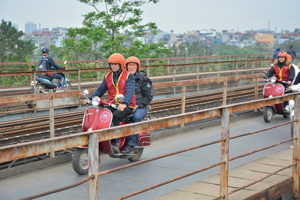 Asia Vespa Tours Hanoi – Hanoi Vespa Tours – Hanoi Jeep Tours – Hanoi Motorbike Tours