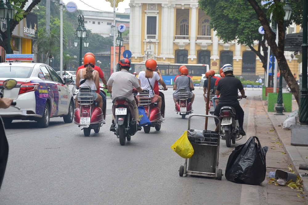 Asia Vespa Tours- Hanoi Vespa Tours-Hanoi Motorbike Tours-Hanoi Motorcycle Tours