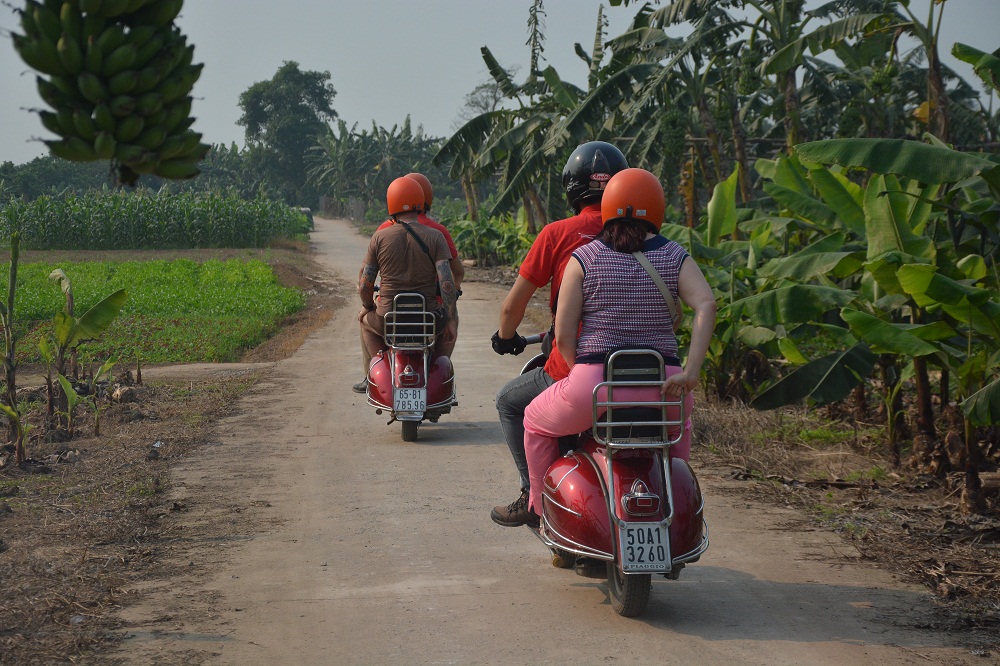 Asia Vespa Tours- Hanoi Vespa Tours-Hanoi Motorbike Tours-Hanoi Motorcycle Tours