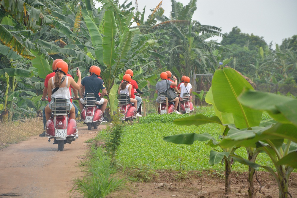 HANOI VESPA TOURS 