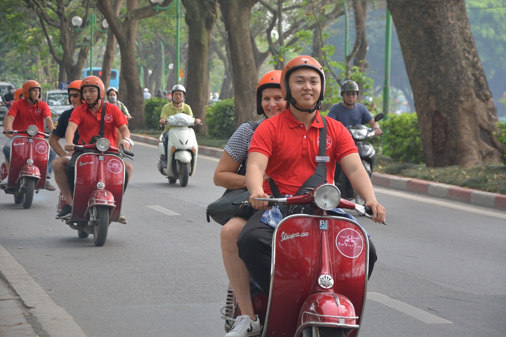 Asia Vespa Tours- Hanoi Vespa Tours-Hanoi Motorbike Tours-Hanoi Motorcycle Tours