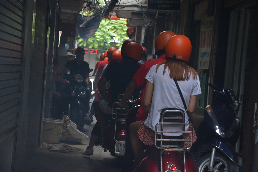 Asia Vespa Tours- Hanoi Vespa Tours-Hanoi Motorbike Tours-Hanoi Motorcycle Tours