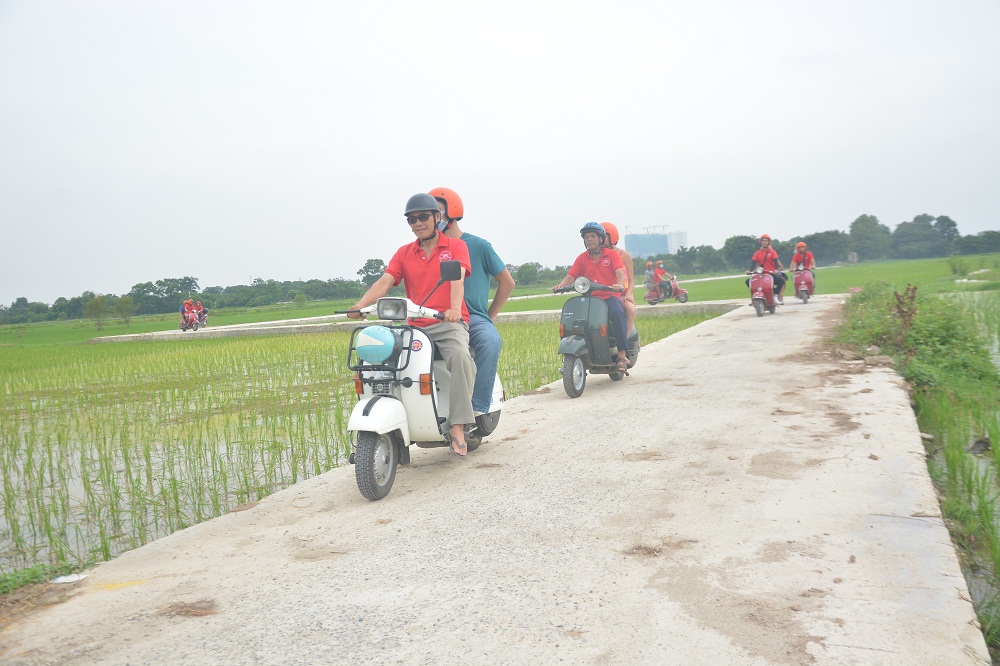 Hanoi Vespa Tours-Hanoi Motorbike Tours-Hanoi Motorcycle Tours