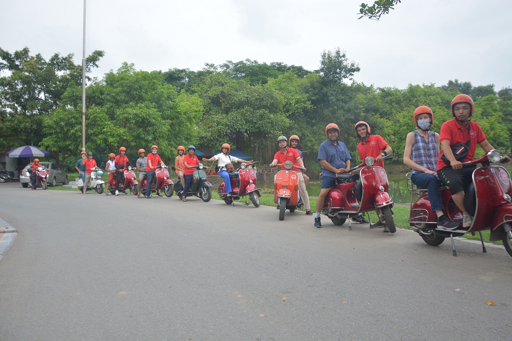 Hanoi Vespa Tours-Hanoi Motorbike Tours-Hanoi Motorcycle Tours