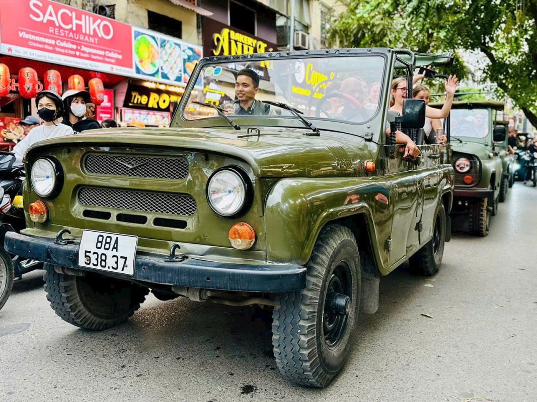Asia Vespa Tours Hanoi – Hanoi Vespa Tours – Hanoi Jeep Tours – Hanoi Motorbike Tours