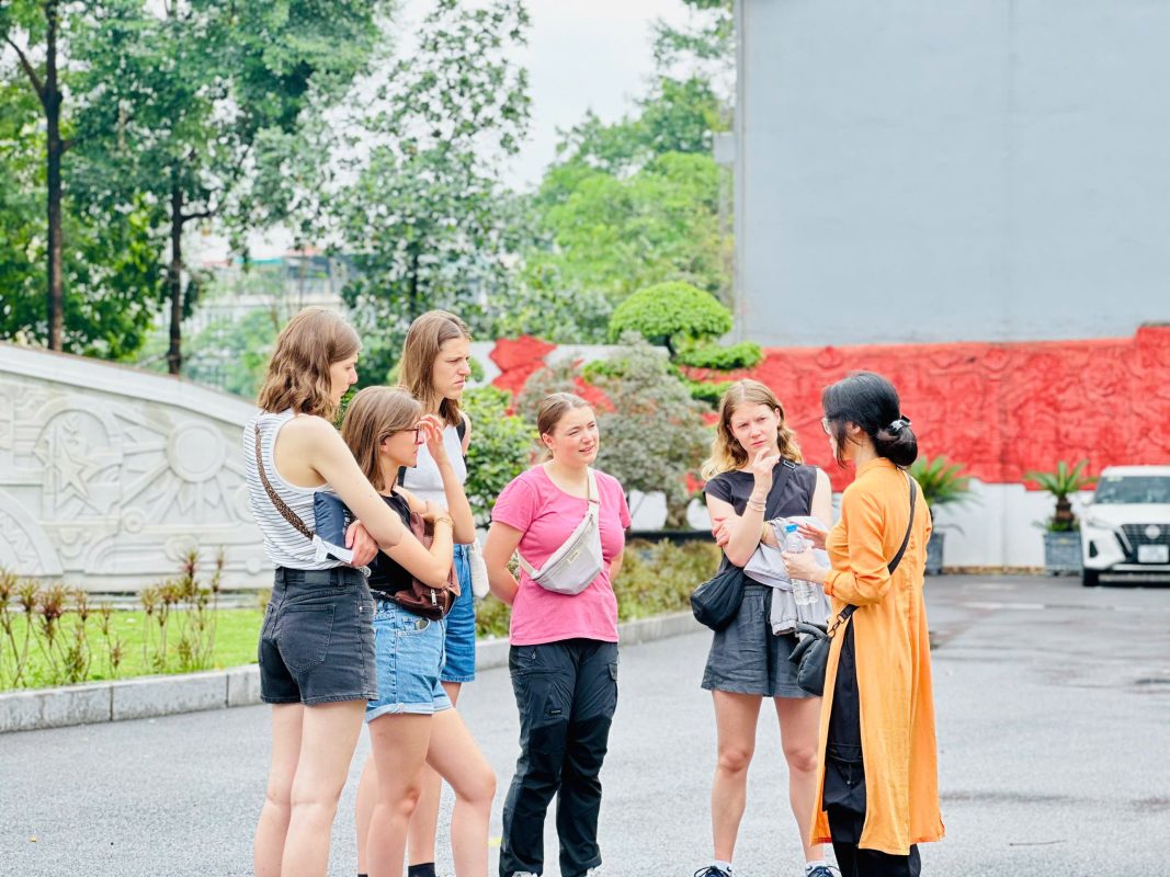 Asia Vespa Tours Hanoi – Hanoi Vespa Tours – Hanoi Jeep Tours – Hanoi Motorbike Tours